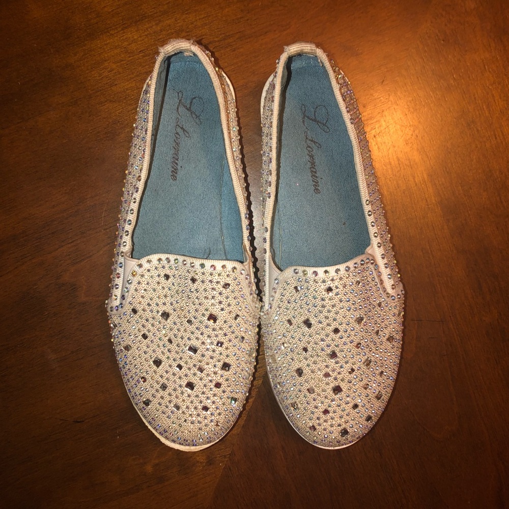Shoes - Picture 5 of 6